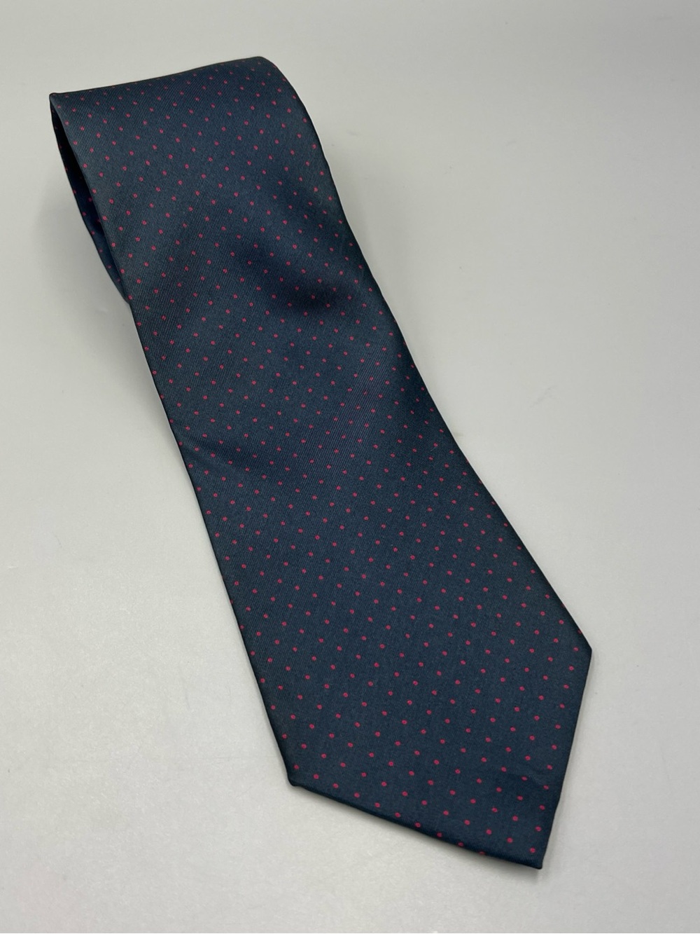 VTG The Custom Shop Shirtmakers Imported Silk Tie. Pindot Pattern. 3.25" Wide.